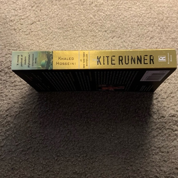 💛 Khaled Hosseini’s The Kite Runner Book - Picture 7 of 7